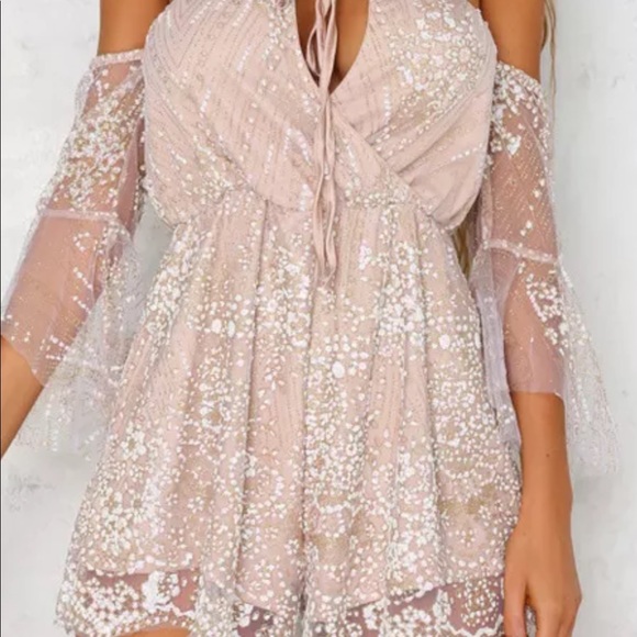 🎉HOST PICK🎉😍gorgeous romper😍 - Picture 3 of 8